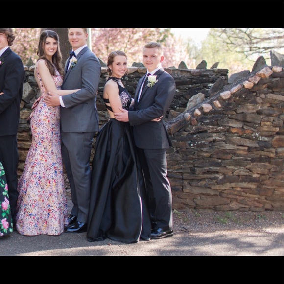 Prom Dress - Picture 7 of 8